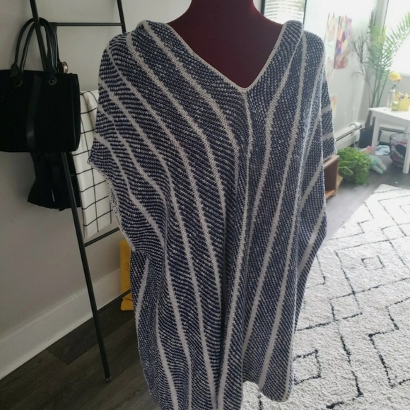 Xhilaration Blue and White Striped Hooded Pullover - Picture 2 of 4